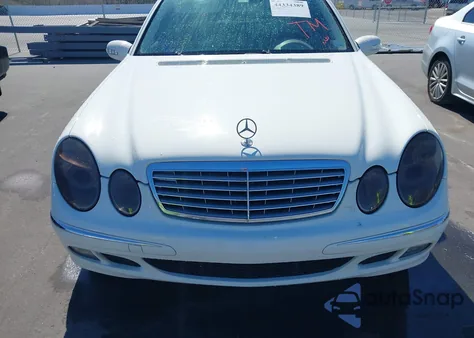 2006 Mercedes-Benz E 350 z USA, uszkodzony, nr VIN WDBUF56J56A864430